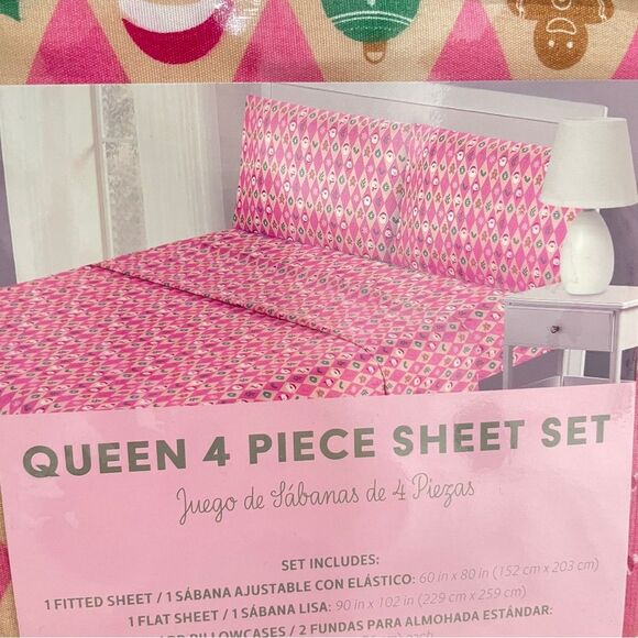 NEW Christmas Queen Pink and Tan Sheet Set Santa Gingerbread Candy Cane - Picture 3 of 5